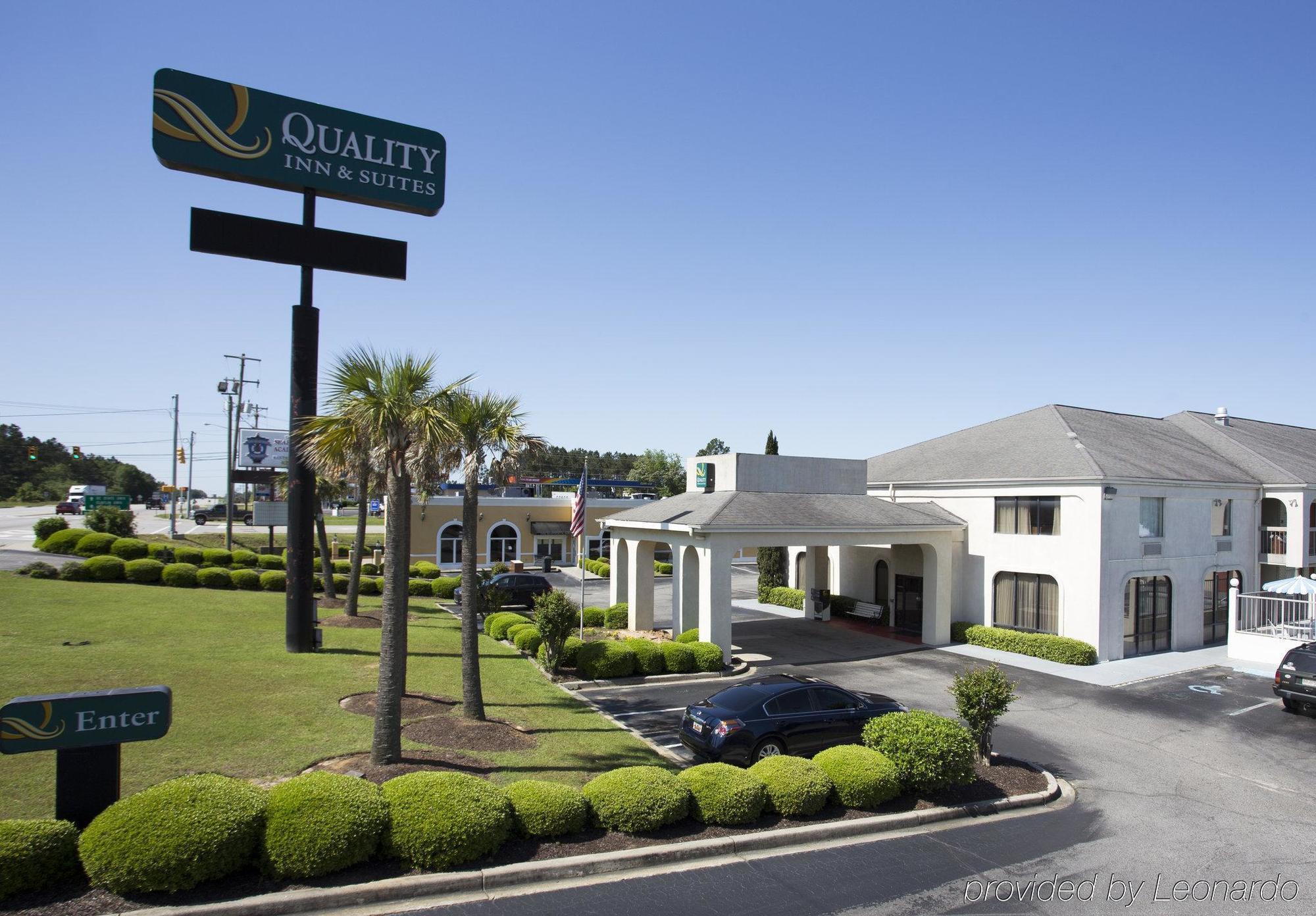 Quality Inn & Suites Orangeburg Exterior foto